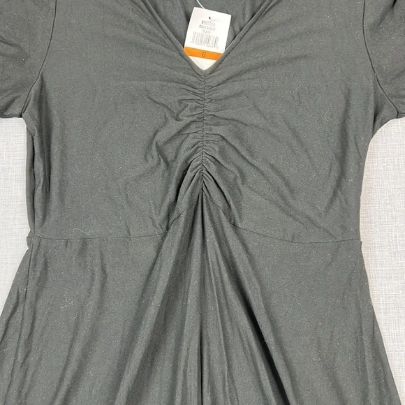 Planet Gold Black Ruched Fit and Flare Dress Juniors Size Small - Picture 4 of 6